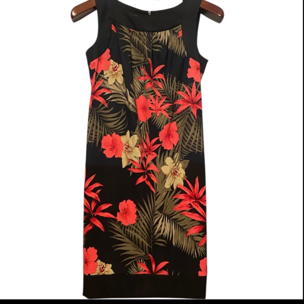 Women’s Floral Dress Size 4, beautiful pencil dress, sleeveless, by AB Studio - Picture 3 of 6